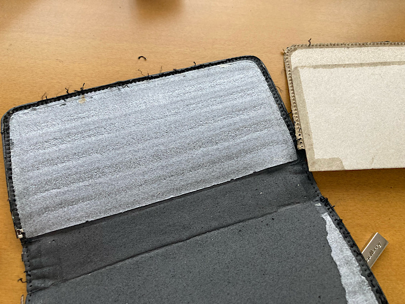 ぼくらベアベアーズ長財布 分解写真②