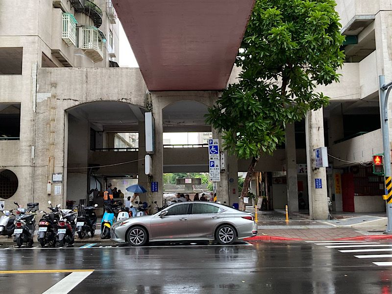 25/10台湾旅行 五湖豆漿 外観