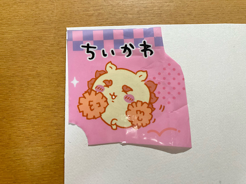 ちいかわ シーサーバッグフック 厚紙とパッケージ接着