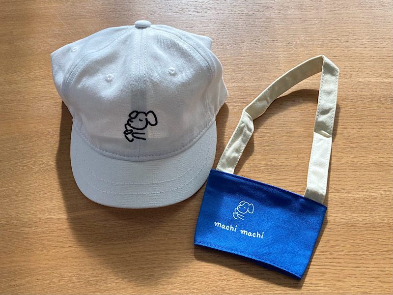 25/10台湾旅行お土産　machimachiのキャップとドリンクバッグ
